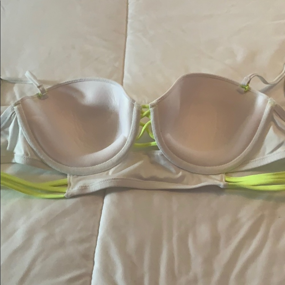 Bikini top - Picture 2 of 3